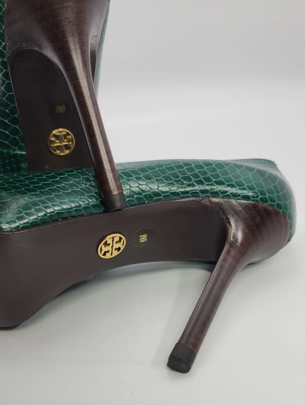 Tory Burch Emerald Green Snake-Embossed Leather Pumps - Size 6